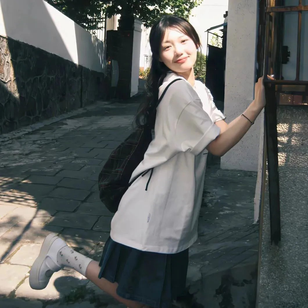 无名碑前的棋局